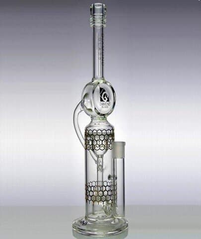 V837